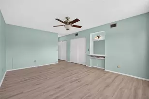 2410 Franciscan Dr, Clearwater, FL 33763 - Photo 17