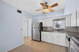 2410 Franciscan Dr, Clearwater, FL 33763 - Photo 5