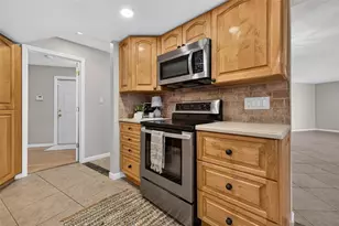 6390 Burning Tree Dr, Seminole, FL 33777 - Photo 15