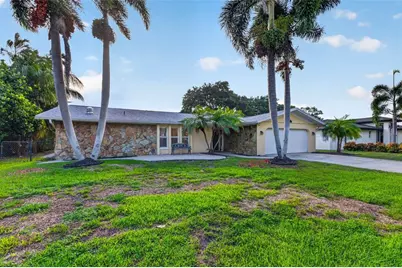 6390 Burning Tree Drive, Seminole, FL 33777 - Photo 5