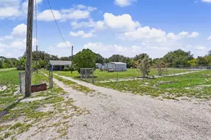 12102 Bullfrog Creek Rd, Gibsonton, FL 33534 - Photo 1
