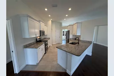 3442 Silverstone Court, Plant City, FL 33566 - Photo 9