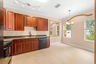 231 Alexander Woods Dr, Plant City, FL 33563 - Photo 11