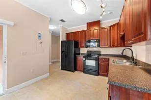 231 Alexander Woods Dr, Plant City, FL 33563 - Photo 13