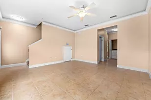 231 Alexander Woods Dr, Plant City, FL 33563 - Photo 7