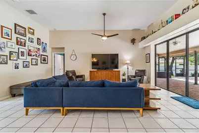 2937 Hillcreek Circle S, Clearwater, FL 33759 - Photo 5