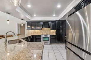 2937 Hillcreek Cir S, Clearwater, FL 33759 - Photo 19