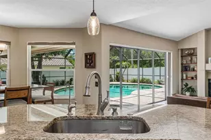 2937 Hillcreek Cir S, Clearwater, FL 33759 - Photo 19