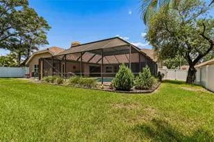 2937 Hillcreek Cir S, Clearwater, FL 33759 - Photo 39
