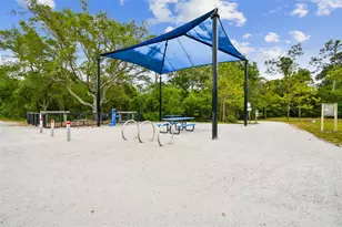 2937 Hillcreek Cir S, Clearwater, FL 33759 - Photo 47