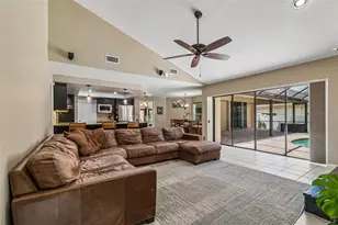2937 Hillcreek Cir S, Clearwater, FL 33759 - Photo 27