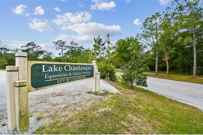 2937 Hillcreek Circle S, Clearwater, FL 33759 - Photo 45