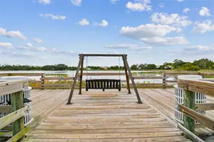2937 Hillcreek Cir S, Clearwater, FL 33759 - Photo 51