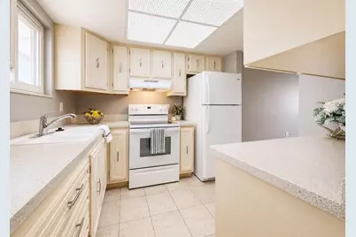 801 83rd Avenue N #309, Saint Petersburg, FL 33702 - Photo 7