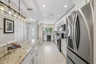 770 Island Way, Clearwater, FL 33767 - Photo 17