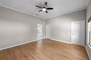 1513 E Park Cir, Tampa, FL 33610 - Photo 13