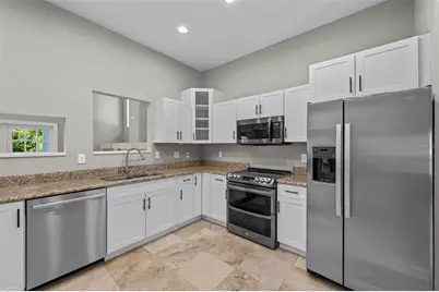 1513 E Park Circle, Tampa, FL 33610 - Photo 9