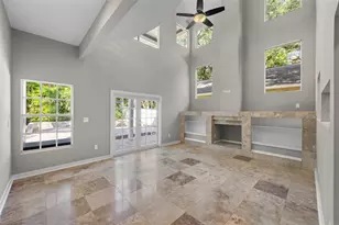 1513 E Park Cir, Tampa, FL 33610 - Photo 9