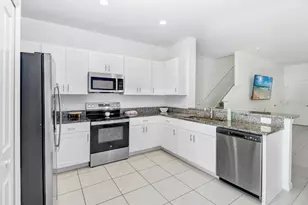 10263 Trumpet Honetsuckle Way, San Antonio, FL 33576 - Photo 15