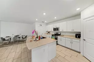 35194 Ackley Trce, Zephyrhills, FL 33541 - Photo 11