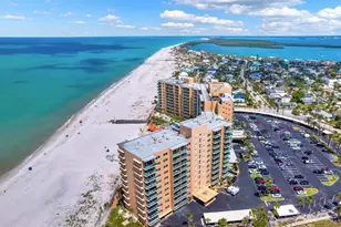 880 Mandalay Ave, Clearwater Beach, FL 33767 - Photo 35
