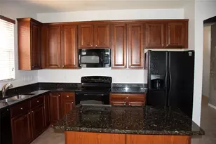 2504 Ladoga Dr, Lakeland, FL 33805 - Photo 5