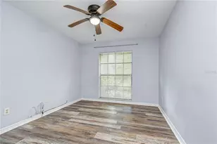 1101 Oakridge Manor Dr, Brandon, FL 33511 - Photo 23