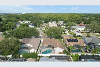1690 Winners Circle, Tarpon Springs, FL 34689 - Photo 9