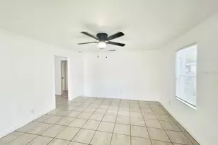 8004 N Marks St, Tampa, FL 33604 - Photo 5