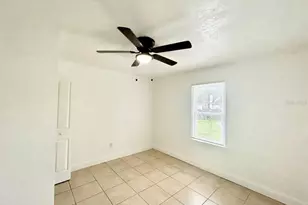 8004 N Marks St, Tampa, FL 33604 - Photo 17