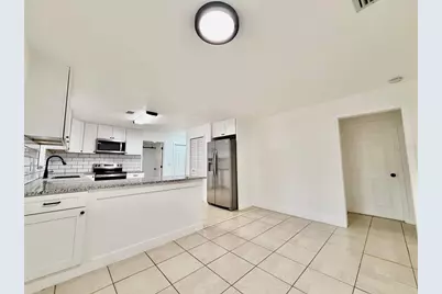 8004 N Marks Street, Tampa, FL 33604 - Photo 9