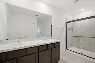 5635 Hollingworth Trl, Wesley Chapel, FL 33545 - Photo 23