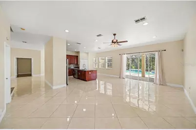 20009 Oakflower Avenue, Tampa, FL 33647 - Photo 11