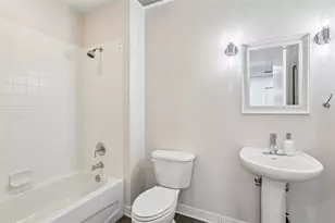 1010 Central Ave, Saint Petersburg, FL 33705 - Photo 13