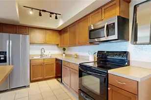 2401 Bayshore Blvd, Tampa, FL 33629 - Photo 15