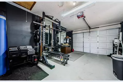 7241 56th Avenue N, Saint Petersburg, FL 33709 - Photo 25
