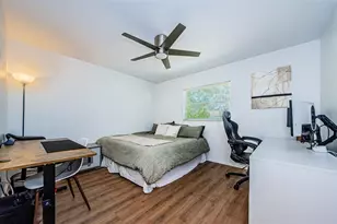 7241 56th Ave N, Saint Petersburg, FL 33709 - Photo 21