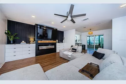 7241 56th Avenue N, Saint Petersburg, FL 33709 - Photo 5