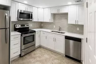 1 Key Capri, Treasure Island, FL 33706 - Photo 3