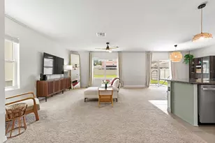 10828 Trailing Vine Dr, Tampa, FL 33610 - Photo 5