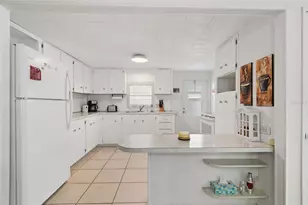 18675 US Hwy 19 N, Clearwater, FL 33764 - Photo 9