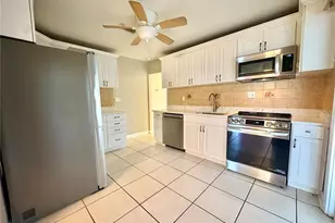 360 72nd Ave, Saint Petersburg, FL 33706 - Photo 9