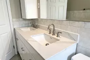 360 72nd Ave, Saint Petersburg, FL 33706 - Photo 21