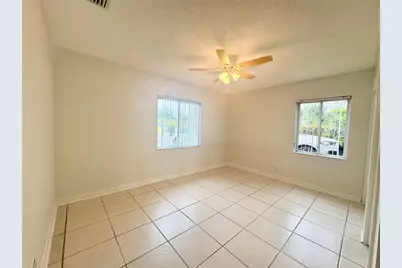 360 72nd Avenue, Saint Petersburg, FL 33706 - Photo 15