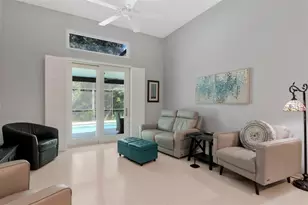 9301 Brookhurst Ct, Tampa, FL 33647 - Photo 7