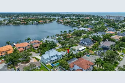 328 Bayview Drive NE, Saint Petersburg, FL 33704 - Photo 45