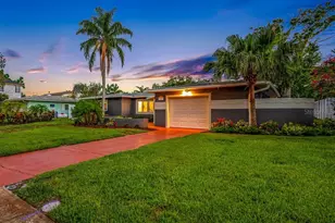 328 Bayview Dr NE, Saint Petersburg, FL 33704 - Photo 43