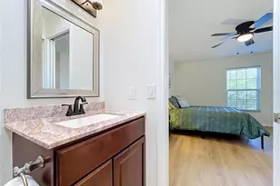 3604 Marco Dr, Tampa, FL 33614 - Photo 17