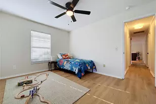 3604 Marco Dr, Tampa, FL 33614 - Photo 23