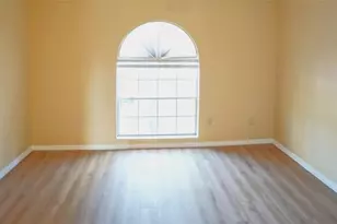 2263 Fletchers Point Cir, Tampa, FL 33613 - Photo 19